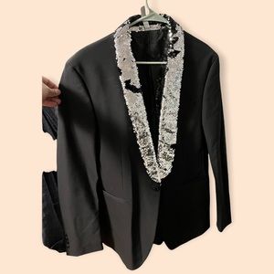 HM Black sequin trimmed collar suit coat event